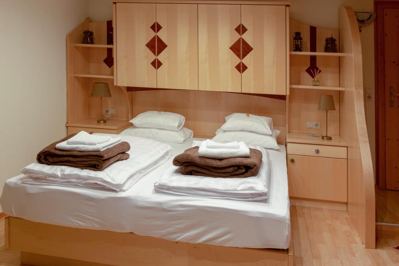 לאקנהוף Four Seasons Lodge מראה חיצוני תמונה